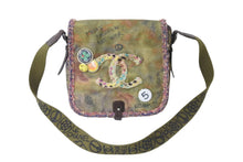 Load image into Gallery viewer, CHANEL シャネル ショルダーバッグ ココマーク エンブロイダリー グラフィティ 21番台 カーキ マルチ シルバー金具 美品 中古 56303