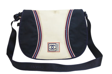 CHANEL シャネル ショルダーバッグ 斜め掛け ココマーク スポーツライン 10番台 2006年 ナイロン ネイビー 良品 中古 56353