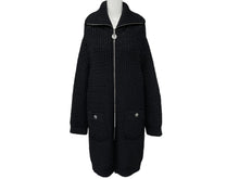 Load image into Gallery viewer, 極美品 CHANEL シャネル ニットコート ブラック ロングカーディガン ココマーク シルバー金具 P72977K10486 38/40 中古 56416