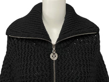 Load image into Gallery viewer, 極美品 CHANEL シャネル ニットコート ブラック ロングカーディガン ココマーク シルバー金具 P72977K10486 38/40 中古 56416