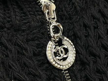 Load image into Gallery viewer, 極美品 CHANEL シャネル ニットコート ブラック ロングカーディガン ココマーク シルバー金具 P72977K10486 38/40 中古 56416