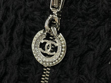 Load image into Gallery viewer, 極美品 CHANEL シャネル ニットコート ブラック ロングカーディガン ココマーク シルバー金具 P72977K10486 38/40 中古 56416