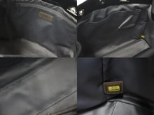 Load image into Gallery viewer, CHANEL シャネル チェーントートバッグ ココマーク 16番台 2012年 パテントレザー ブラック シルバー金具 美品 中古 56450