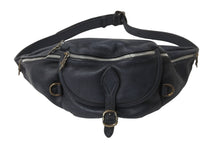 Load image into Gallery viewer, CHROME HEARTS クロムハーツ ショルダーバッグ スナットパック ダガージップ ガンスリンガー シルバー金具 良品 中古 56495