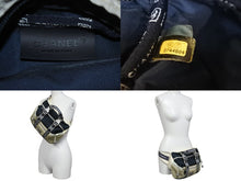 Load image into Gallery viewer, CHANEL シャネル ウエストバッグ ボディバッグ スポーツライン 9番台 ココマーク ナイロン メッシュ 良品 中古 56524