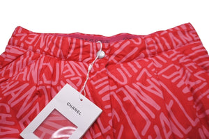新品未使用 CHANEL シャネル スキーパンツ P70628V62737 ナイロン ピンク レッド レタリング サイズ40 中古 56550