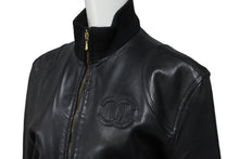 Load image into Gallery viewer, CHANEL シャネル ココマーク レザー ジャケット ブラック ロゴ アウター シルク ヴィンテージ サイズ36 良品 中古 56554