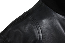 Load image into Gallery viewer, CHANEL シャネル ココマーク レザー ジャケット ブラック ロゴ アウター シルク ヴィンテージ サイズ36 良品 中古 56554