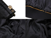 Load image into Gallery viewer, CHANEL シャネル ココマーク レザー ジャケット ブラック ロゴ アウター シルク ヴィンテージ サイズ36 良品 中古 56554