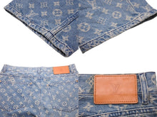 Load image into Gallery viewer, LOUIS VUITTON Supreme ルイヴィトン シュプリーム モノグラム デニムパンツ 2017AW インディゴ 27インチ 中古 美品 56569