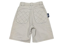 Load image into Gallery viewer, CHANEL シャネル ワイドショートパンツ ココマークボタン P03054V03329 ベージュ ゴールド金具 サイズ40 良品 中古 56619