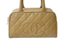 Load image into Gallery viewer, CHANEL シャネル マトラッセ キャビアスキン ココマーク ミニボストン バッグ ロゴ ベージュ 美品 中古 56684