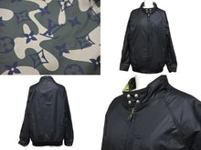 Load image into Gallery viewer, 極美品 LOUIS VUITTON ルイヴィトン × 村上隆 モノグラムカモフラージュリバーシブルジャケット RM082M MNBS01PL4 サイズ46 56691