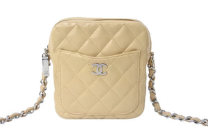 CHANEL シャネル ココマーク チェーンショルダーバッグ マトラッセ スクエア 10番台 ベージュ シルバー金具 良品 中古 56692