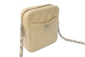 CHANEL シャネル ココマーク チェーンショルダーバッグ マトラッセ スクエア 10番台 ベージュ シルバー金具 良品 中古 56692