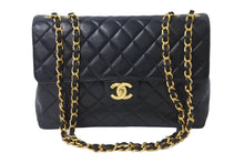 Load image into Gallery viewer, CHANEL シャネル 中マトラッセ チェーン ショルダーバッグ 4番台 ラムスキン ゴールド金具 ココマーク ロゴ 中古 56697
