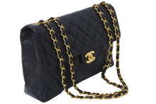 Load image into Gallery viewer, CHANEL シャネル 中マトラッセ チェーン ショルダーバッグ 4番台 ラムスキン ゴールド金具 ココマーク ロゴ 中古 56697