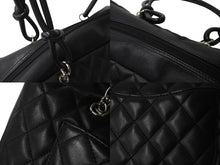 Load image into Gallery viewer, CHANEL シャネル カンボンライン ボーリング バッグ ショルダーバッグ 9番台 カーフスキン ブラック ココマーク 良品 中古 56710