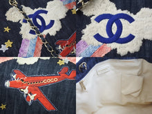 Load image into Gallery viewer, CHANEL シャネル トートバッグ チェーン 夜間飛行 10番台 マルチカラー デニム A31932 ゴールド金具 美品 中古 56742