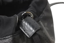 Load image into Gallery viewer, LOUIS VUITTON ルイヴィトン ショルダーバッグ フラグメントナノバッグ モノグラムエクリプス M43418 シルバー金具 美品 中古 57082