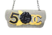 Load image into Gallery viewer, CHANEL シャネル チェーンワンショルダーバッグ No,5 CC カメリア 10番台 2006年 キャンバス シルバー金具 美品 中古 57176