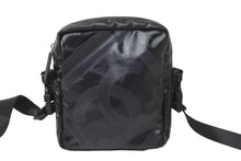 Load image into Gallery viewer, CHANEL シャネル ショルダーバッグ ココマーク スポーツライン 11番台 ブラック ライトグレー 美品 中古 57177