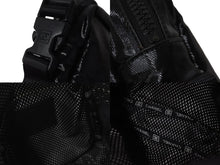 Load image into Gallery viewer, CHANEL シャネル ショルダーバッグ ココマーク スポーツライン 11番台 ブラック ライトグレー 美品 中古 57177