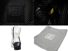 Load image into Gallery viewer, CHANEL シャネル ショルダーバッグ ココマーク スポーツライン 11番台 ブラック ライトグレー 美品 中古 57177