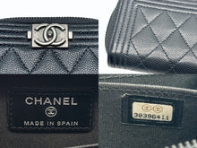Load image into Gallery viewer, CHANEL シャネル BOY CHANEL ボーイシャネル コインケース 小銭入れ A80602 30番台 ココマーク キャビアスキン ブラック 美品 中古 4b005721