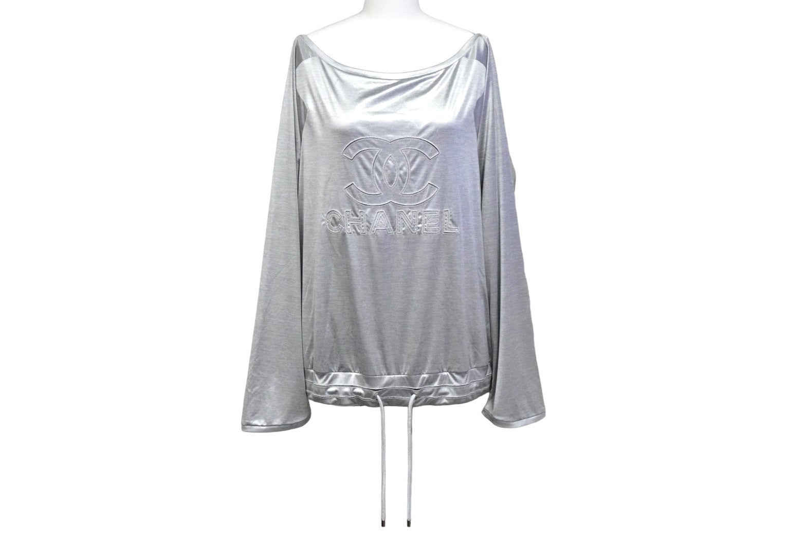 CHANEL - CHANEL シャネル 長袖Ｔシャツ ビッグCCロゴTシャツ サイズ38 シルバー AW002 P43485K04412 美品 中古 57254 CHANEL シャネル 長袖Tシャツ ビッグCCロゴTシャツ サイズ38