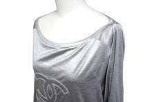 Load image into Gallery viewer, CHANEL シャネル 長袖Ｔシャツ ビッグCCロゴTシャツ サイズ38 シルバー AW002 P43485K04412 美品 中古 57254