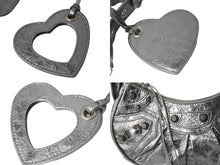 Load image into Gallery viewer, 極美品 BALENCIAGA バレンシアガ LE CAGOLE 定価328900円 カゴールXS ショルダーバッグ 671309 レザー シルバー 中古 57302