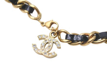 Load image into Gallery viewer, CHANEL シャネル ブレスレット 95P ココマーク ラインストーン レザー ブラック ゴールド金具 美品 中古 57344