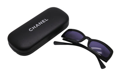 CHANEL シャネル 変形サングラス 17282 94305 パープルレンズ ブラック ゴールド金具 美品 中古 57353