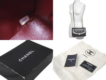 Load image into Gallery viewer, CHANEL シャネル チェーンショルダーバッグ マトラッセ ダイアナ 22 3番台 ラムスキン ブラック ゴールド金具 美品 中古 57421