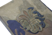 Load image into Gallery viewer, CHROME HEARTS クロムハーツ メガネケース サングラスケース BSフレア 迷彩 モノグラモフラージュ カーキ 中古 美品 57455