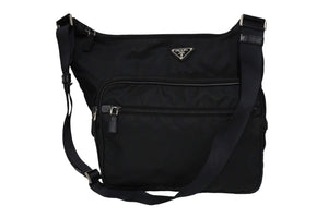 PRADA プラダ ショルダーバッグ VA0625 テスート 三角ロゴプレート ナイロン キャンバス ブラック シルバー金具 良品 中古 57461