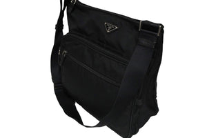 PRADA プラダ ショルダーバッグ VA0625 テスート 三角ロゴプレート ナイロン キャンバス ブラック シルバー金具 良品 中古 57461