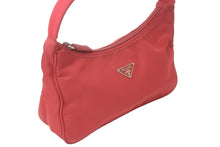 Load image into Gallery viewer, PRADA プラダ ハンドバッグ ワンショルダー MV515 ホーボー ミニバッグ 三角ロゴ レッド ナイロン 中古 良品 57463