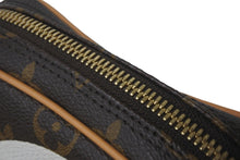 Load image into Gallery viewer, 極美品 LOUIS VUITTON ルイヴィトン ショルダーバッグ ゲーム オン パナム モノグラム ブラウン ハート M57450 中古 57501