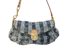 Load image into Gallery viewer, 極美品 LOUIS VUITTON ルイヴィトン ミニプリーティ レイエ ショルダーバッグ M95333 モノグラムデニム ブルー 中古 4b005761