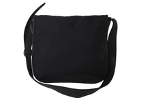 Load image into Gallery viewer, CHROME HEARTS クロムハーツ ショルダーバッグ ガンスリンガーバックル ブラック ナイロン レザー シルバー925 良品 中古 57664