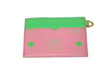 Load image into Gallery viewer, 新品未使用品 MCM エムシーエム スマホケース カードケース付き iPhone12 MXECSSX01 ピンク レザー ゴールド金具 中古 57762