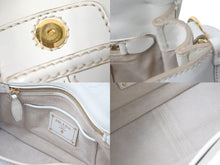Load image into Gallery viewer, PRADA プラダ 2WAYハンドバッグ ショルダーストラップ付き 三角ロゴプレート カーフ ホワイト 美品 中古 57983
