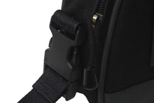 Load image into Gallery viewer, CHANEL シャネル ココマーク スポーツライン ショルダーバッグ 8番台 ブラック グリーン キャンバス 美品 中古 58059