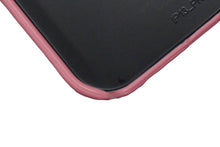 Load image into Gallery viewer, 新品未使用 MCM エムシーエム スマホケース 携帯 IPHONE13 PRO ピンク フレンチブルドッグ MXECATA04 QZ001 中古 58120