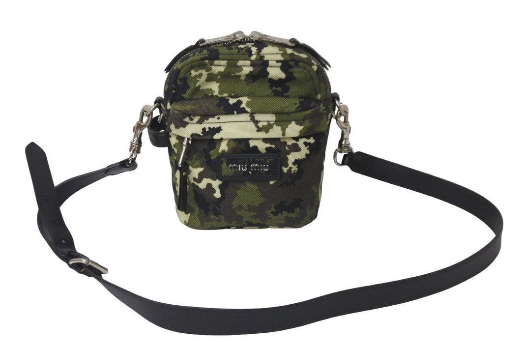 極美品 MIUMIU ミュウミュウ ショルダーバッグ カモフラージュ 5BH158 2D4H F0161 582035BH158 2D4H F0161 中古 58203
