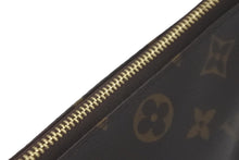 Load image into Gallery viewer, LOUIS VUITTON ルイヴィトン ポーチ M58009 ミニポシェット アクセソワール モノグラム ブラウン ゴールド金具 美品 中古 58291