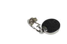 Load image into Gallery viewer, CHANEL シャネル フープピアス スタッドピアス ココマーク 00A刻印 2000年 秋 ブラック シルバー金具 3g 美品 中古 58322