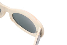 Load image into Gallery viewer, CHANEL シャネル ヴィンテージ サングラス ココマーク 18136 C0200 ホワイト ブラック 良品 中古 58423